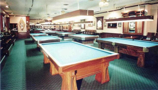 IllinoisBilliardClubInside